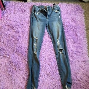 Denim jeans that are distressed
